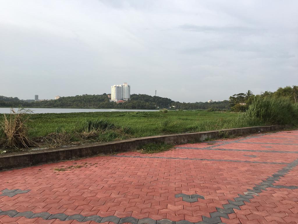 Rams Guest House Near Lulu Mall Thiruvananthapuram Esterno foto